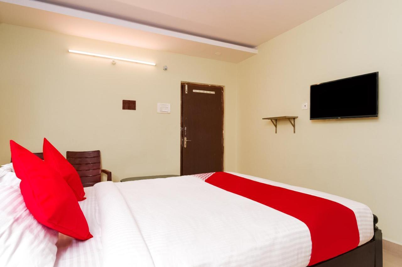 Oyo 26234 Annapurna Nilayam Hotel Vijayawada Luaran gambar